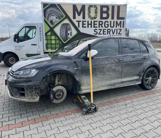 Személyautók és kisteherautók